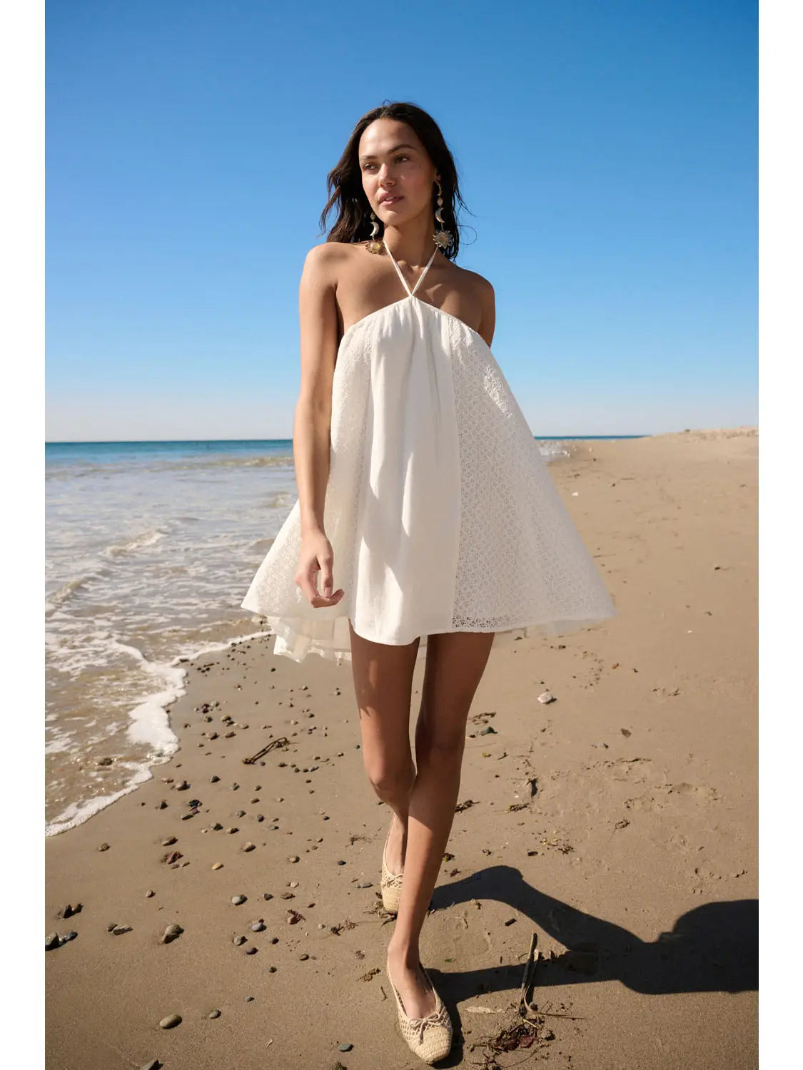 Promesa - Floral Lace Mini Halter Dress