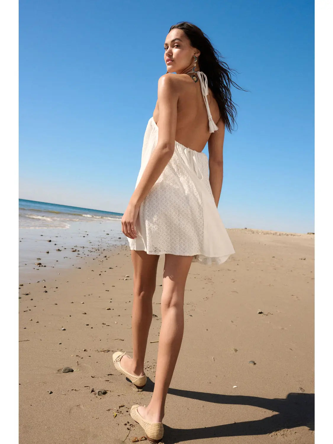 Promesa - Floral Lace Mini Halter Dress