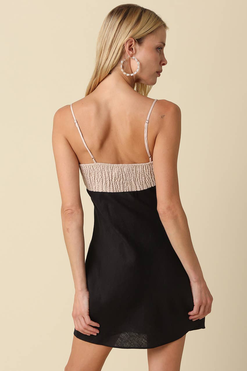 Noir Contrast Linen Mini Dress