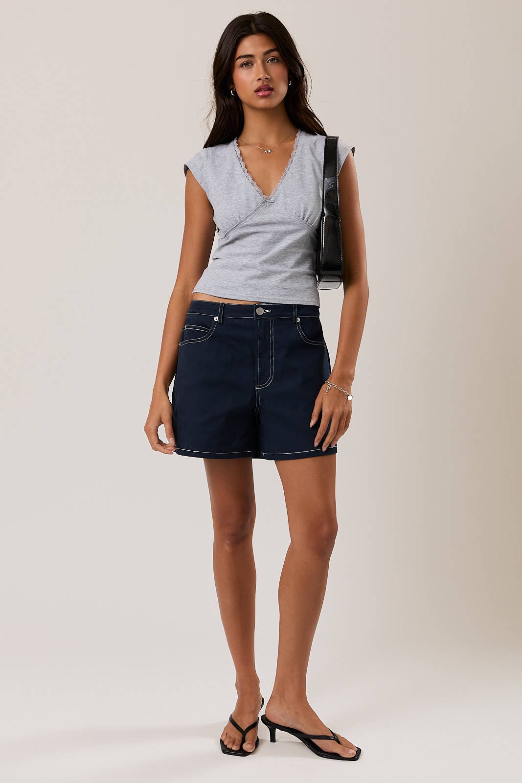 MID RISE CONTRAST STITCH OVERSIZED SHORTS