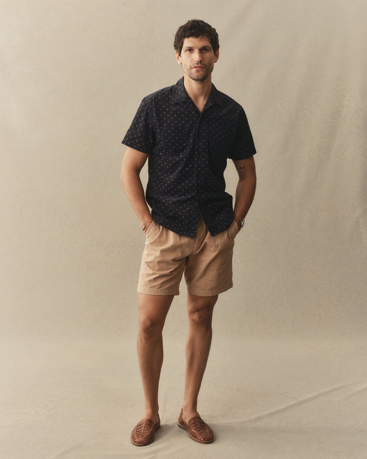 Taylor Stitch - Conrad shirt in navy pigeon.